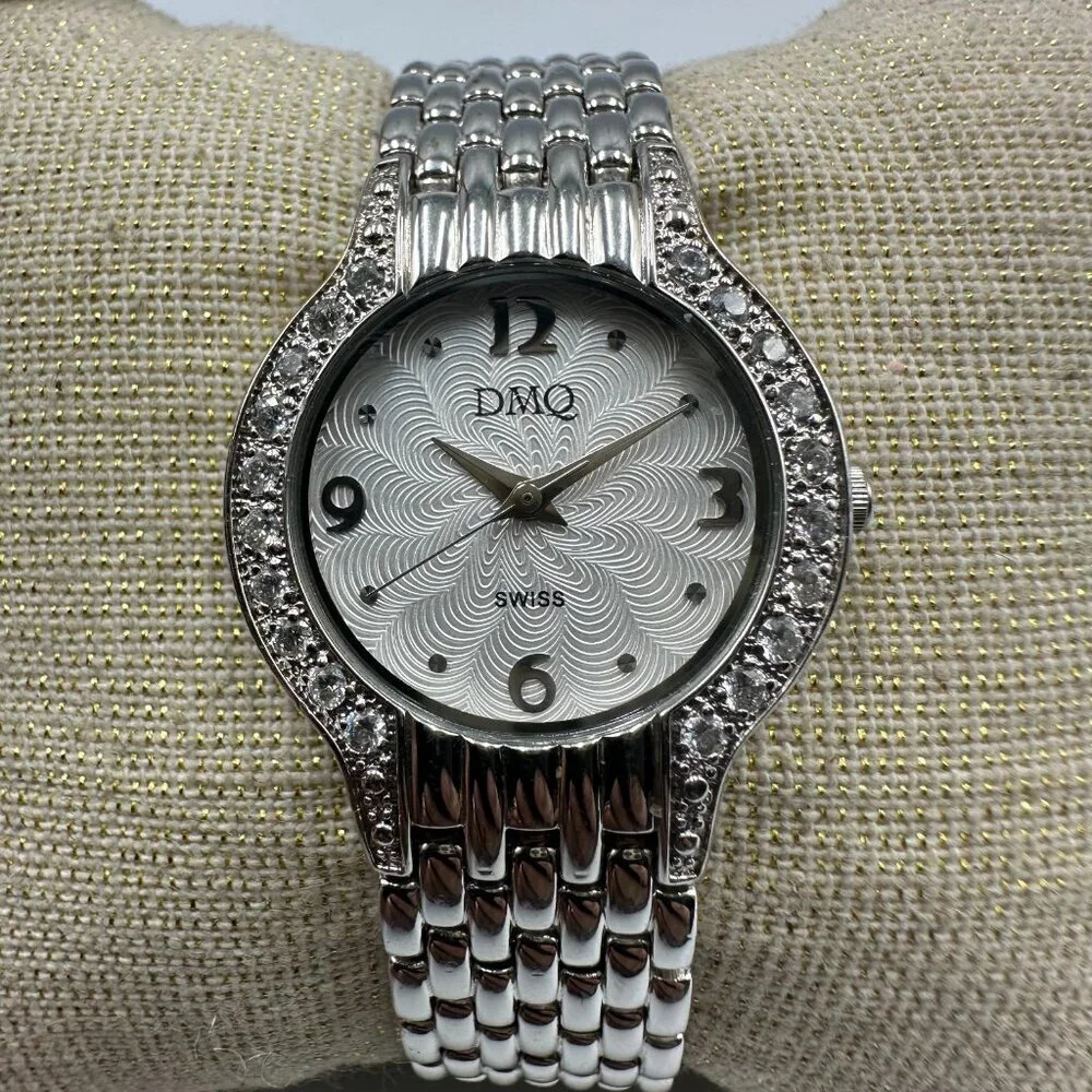 DMQ Watch Women Silver Tone Crystal Bezel Round Dial New Battery 6.5 Inch